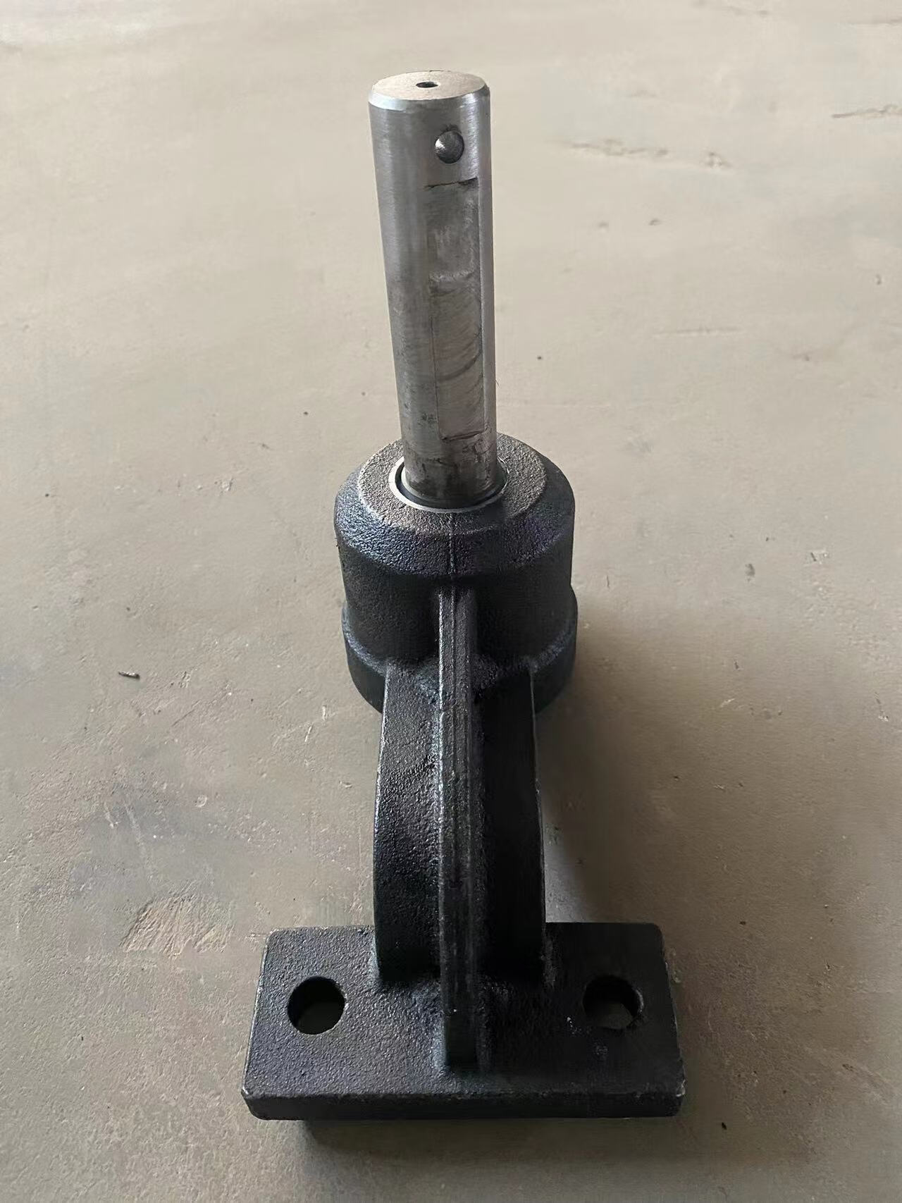 刘不丁农业农机配件中耕机华兰座吊架