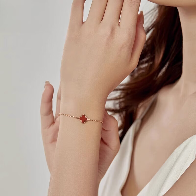 金手链排名前十名品牌：这10款经典设计、工艺精细，彰显你的独特品味-图片8