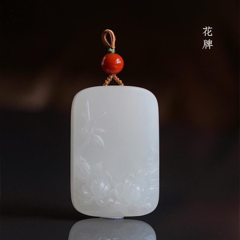 匠心独运：探索玉石挂件的千变万化