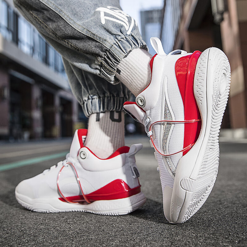 京蝌蝌巴特勒闪击8篮球运动鞋男款青少年男孩后卫实战运动防滑战靴 a