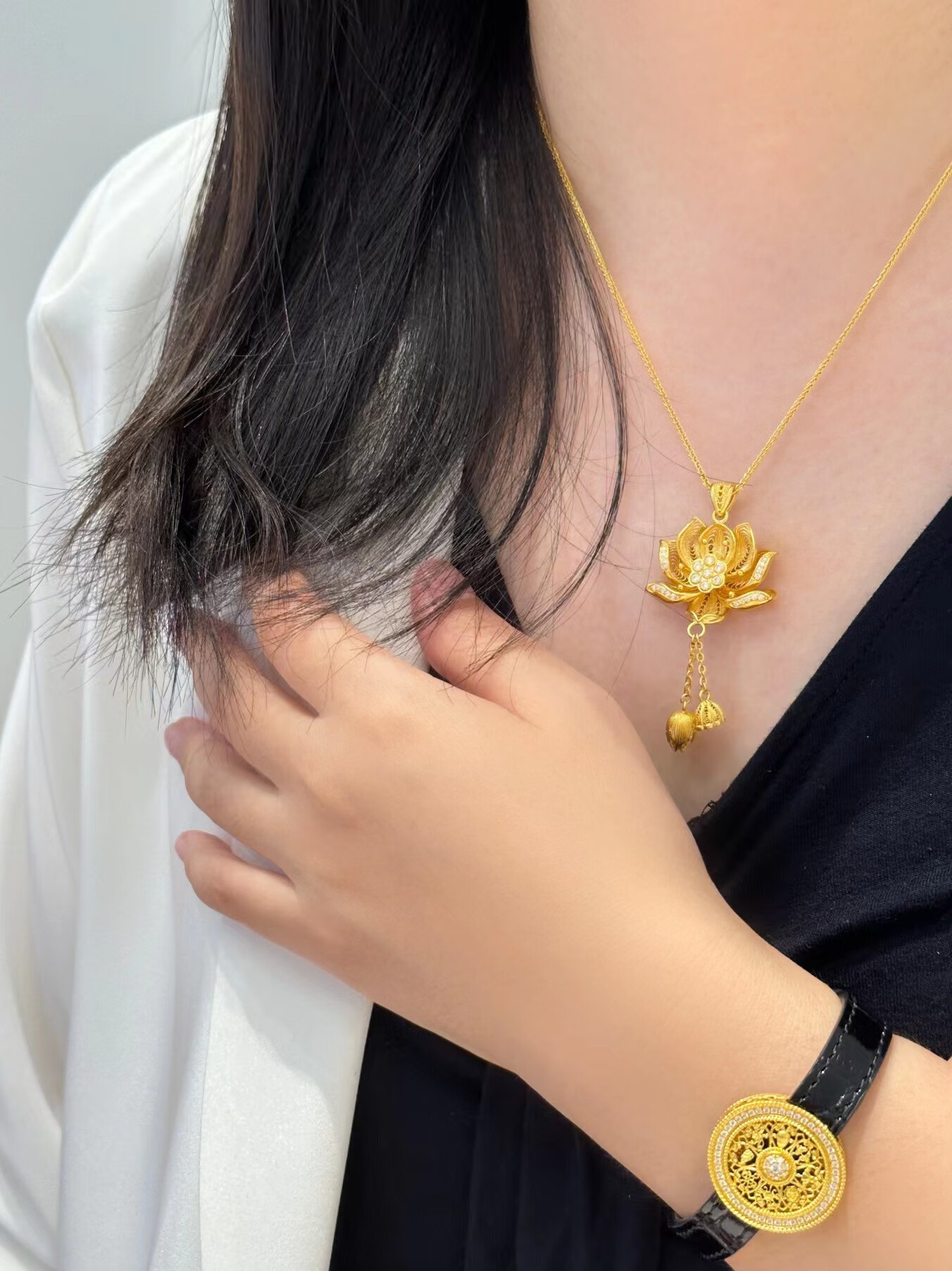 恋柯镶嵌莲花黄金吊坠999足金古法花丝项链5g金好事莲莲荷花套链告白