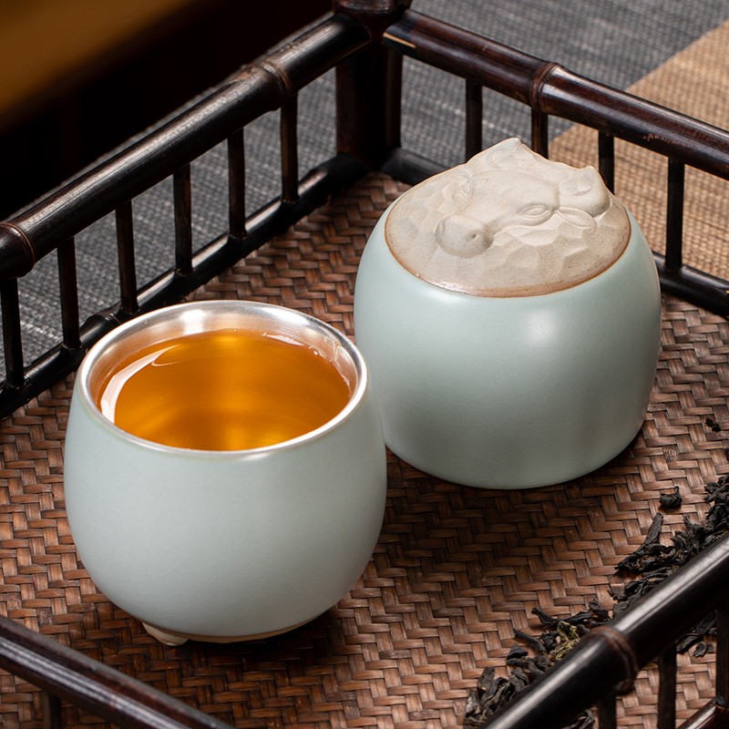 汝道 汝窑茶杯大号主人杯冰裂陶瓷功夫茶具单杯鎏银牛肖杯可养开片汝瓷品茗杯创艺复古牛杯子礼盒装 汝窑【牛转乾坤】单杯190ml