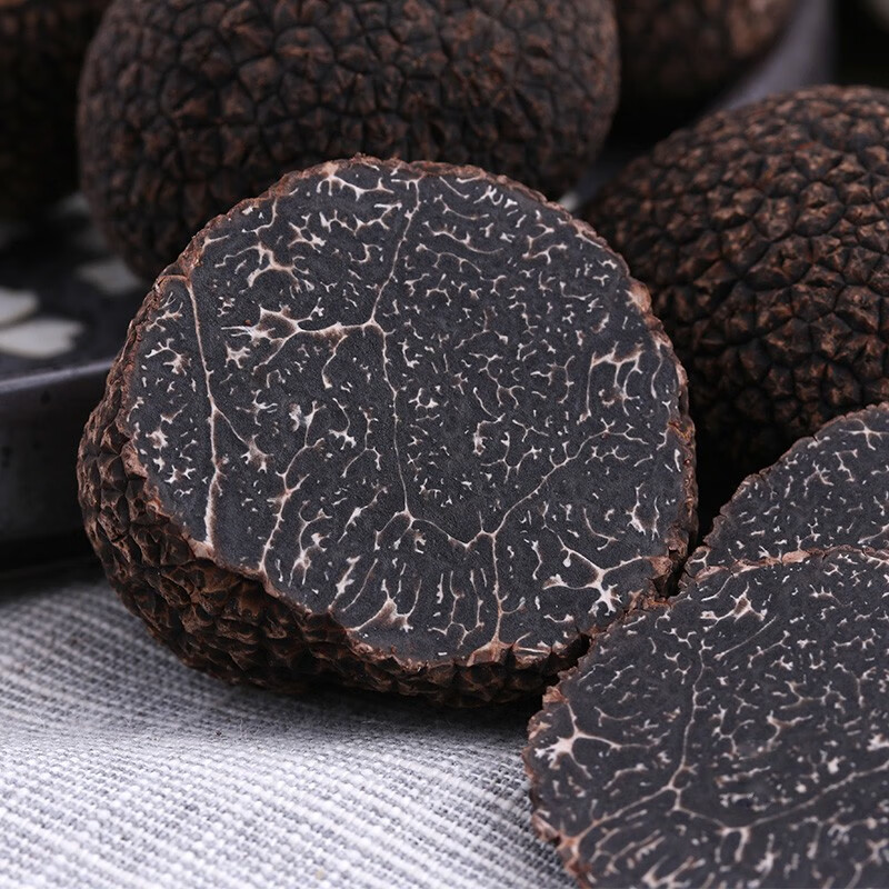 星云湖香格里拉野生黑松露猪拱菌礼盒装高黎贡山白松露米其林高端送礼 新鲜黑松露 直径4-6cm 净重500g