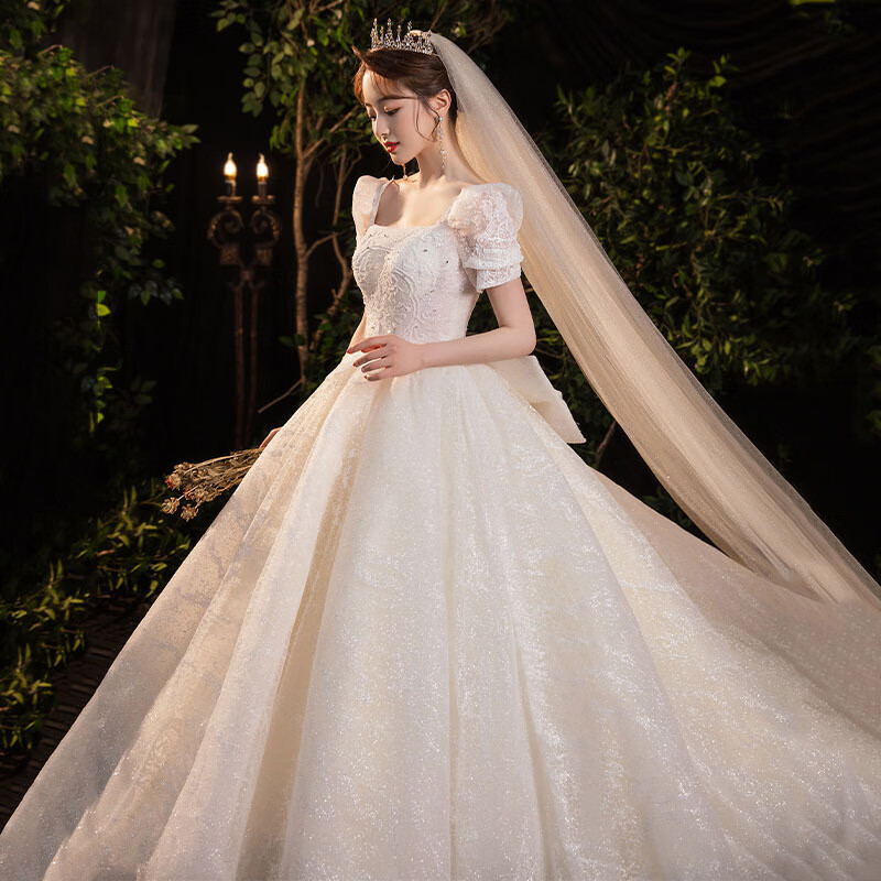 balitomms法式轻婚纱新款新娘主纱草坪仙气礼服大拖尾修身婚纱订制 米