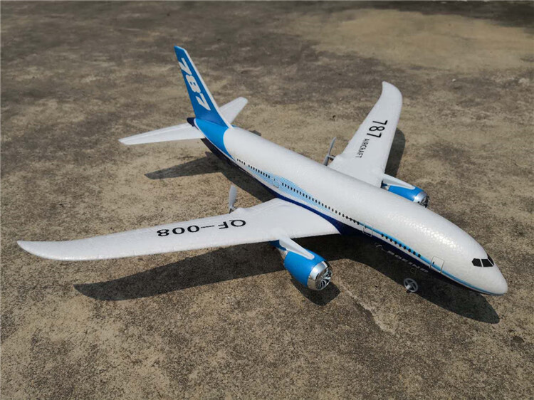 波音787三通道固定翼泡沫飞机儿童电动玩具客机模 标配版,遥控器电池