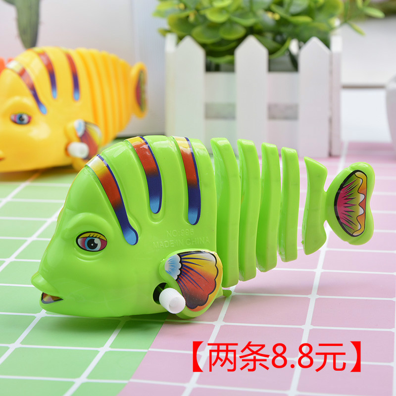 摇摆鱼发条上链会动的鱼小丑鱼摆尾巴彩色条纹鱼会跑的玩具鱼 发条