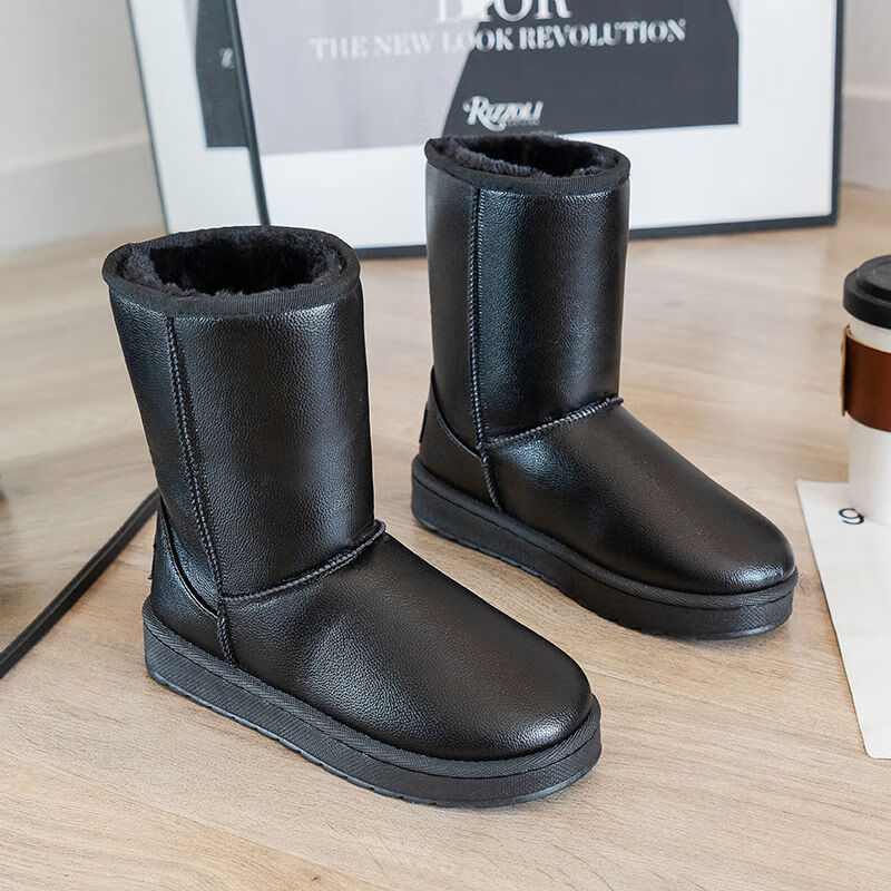 泰夏颖中高筒防滑防水雪地靴女短靴平底学生新款棉鞋加绒保暖冬季女