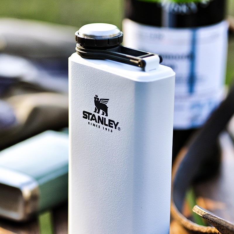 stanley美国stanley酒壶男式不锈钢便携式随身工业风烈酒白酒壶 白色