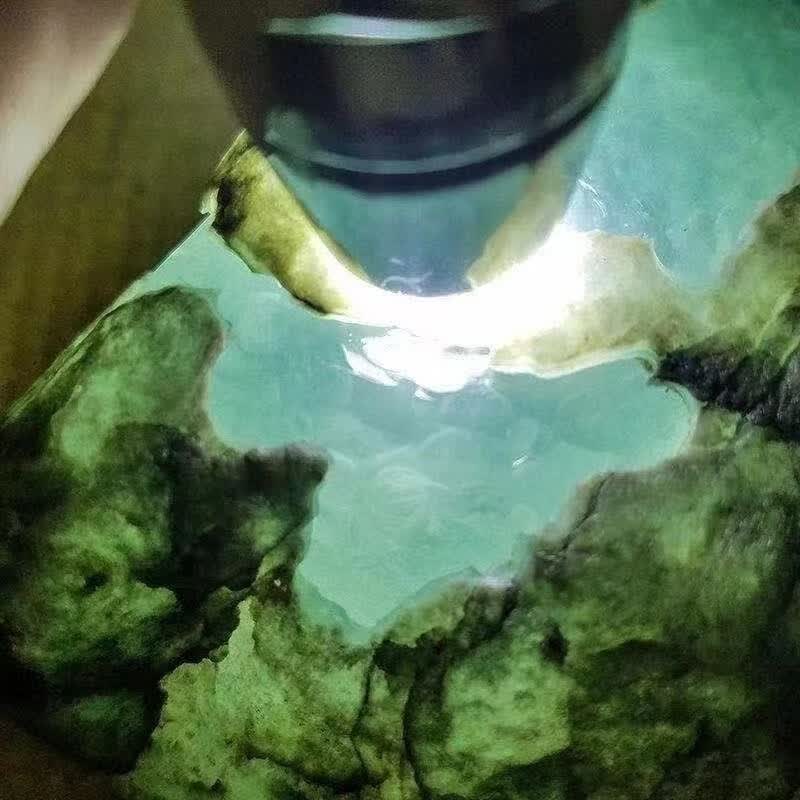 永飞永飞缅甸翡翠原石毛料玉石手镯吊坠珠宝直播私拍不发货使用感如何?