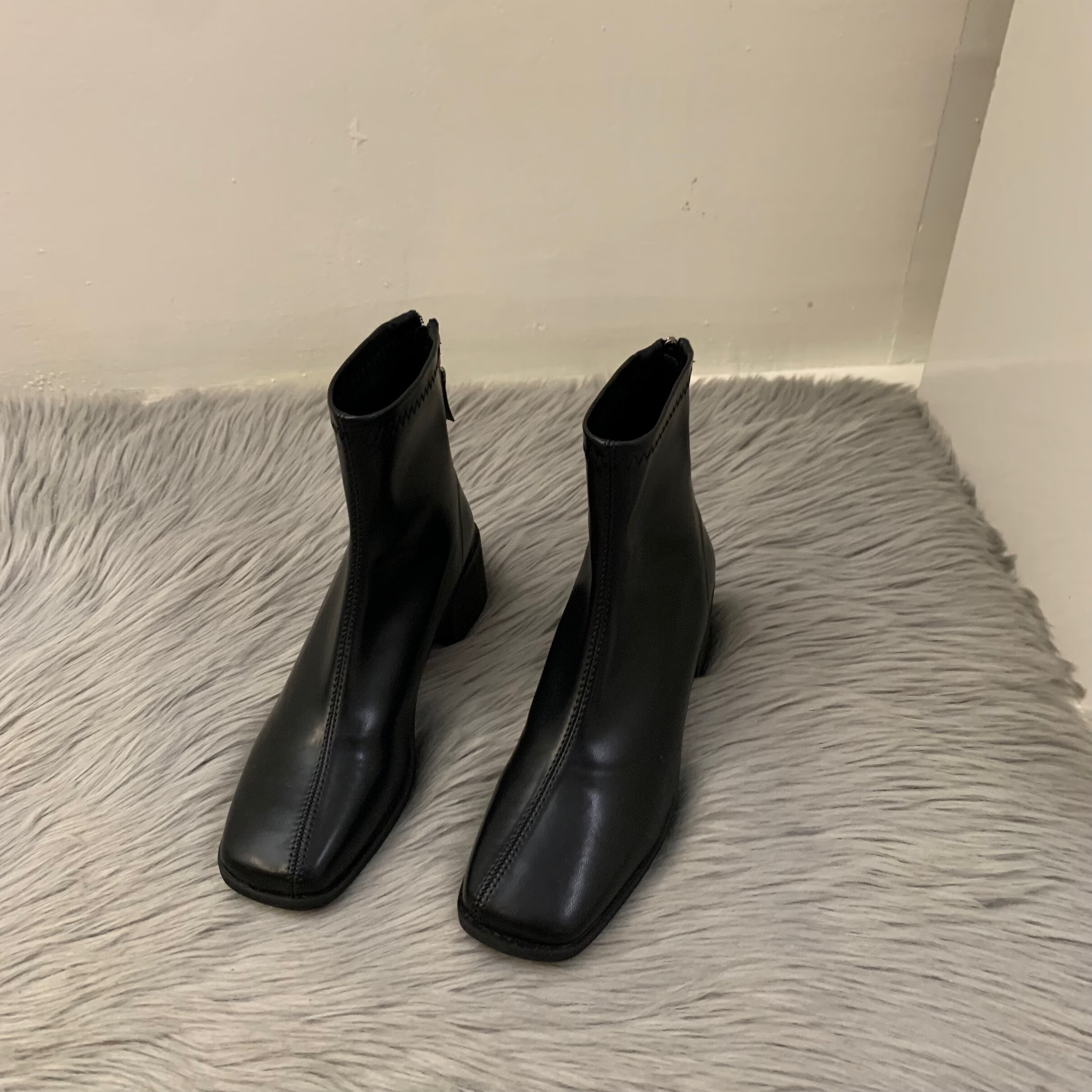 尤柯鸟(yoekbird)方头瘦瘦短靴女鞋2023年秋冬季韩系小裸靴配裙子白色