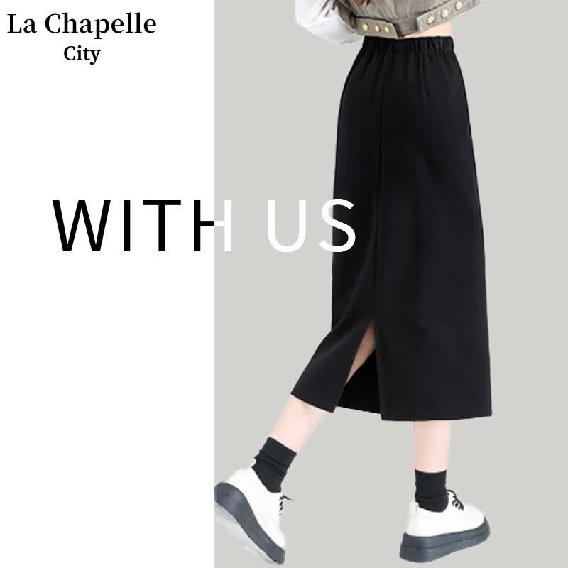La Chapelle City拉夏贝尔黑色休闲半裙女秋冬款2023新款运动款包臀裙子 黑-纯色 L属于什么档次？