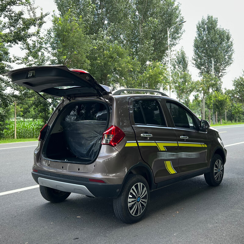 新款汉唐q7款电动汽车成人新能源油电两用家用电动四轮车铁壳全封闭