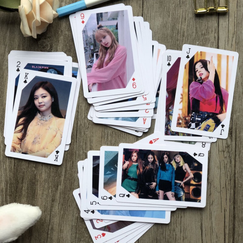 韩国人气女团blackpin粉墨扑克牌lisa金智秀朴彩英金智
