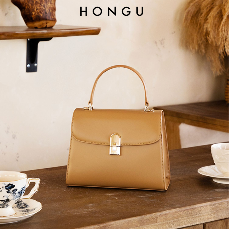 紅谷（HONGU）大容量婚包日常質(zhì)感手提包單肩斜挎包包休閑百搭鎖扣小方包 淺棕