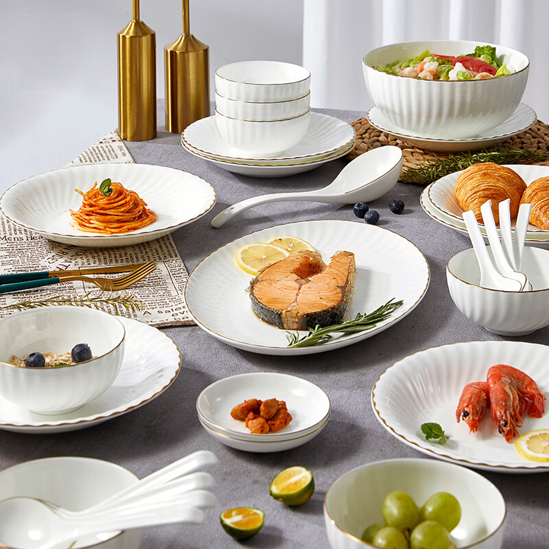 京东京造餐具套装碗碟套装如何呢？质量评分好么