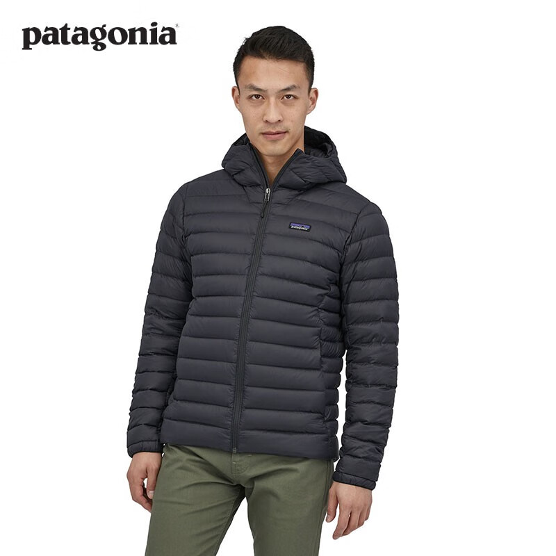 巴塔哥尼亚（Patagonia）男士轻便防寒保暖超轻连帽羽绒服800蓬Down Sweater Hoody 84702  BLK 轻微钻绒属于正常现象 M
