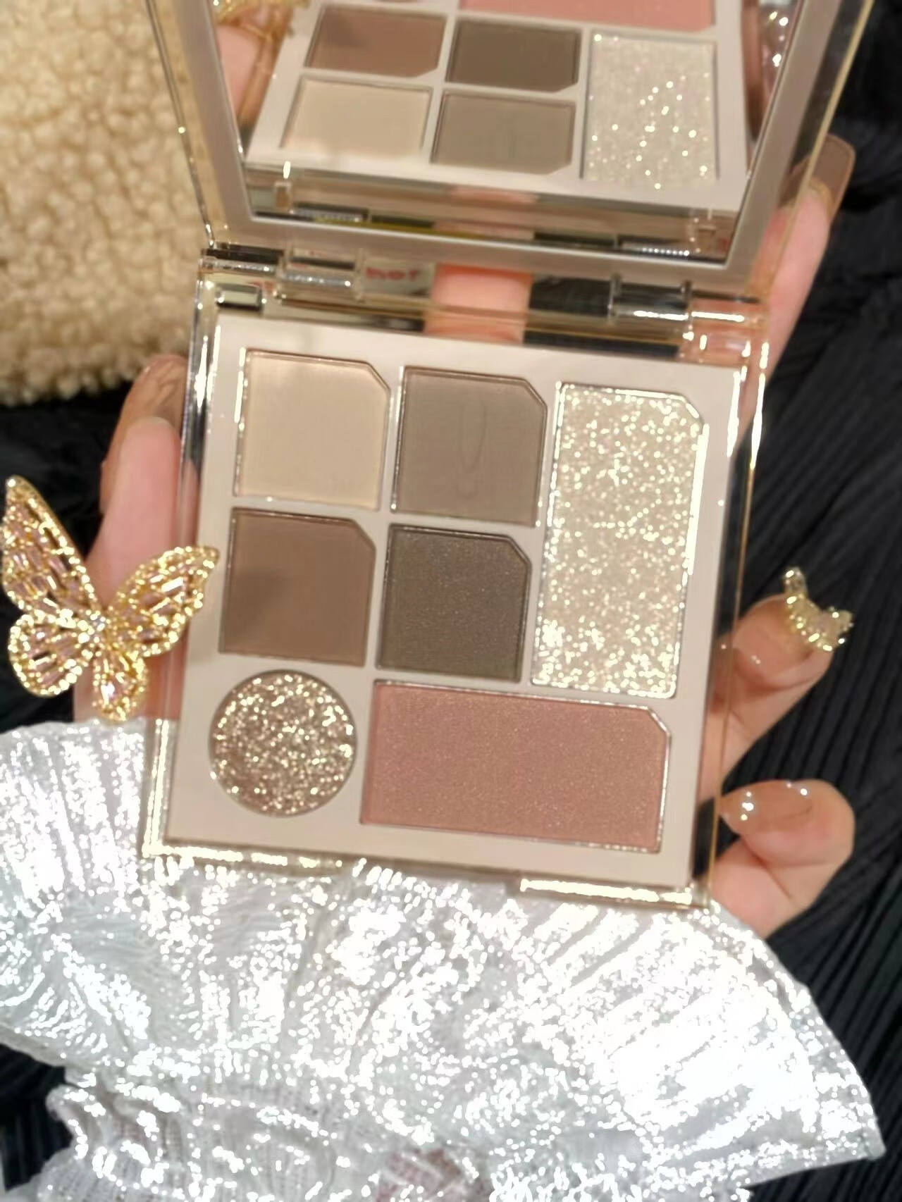 稚优泉(chioture)眼影盘高光卧蚕眼影腮红面部综合大地色新款低饱和度