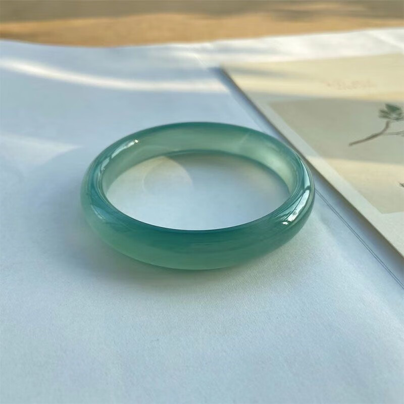 子龙青山黛扁条手镯梅子青冰油玛瑙玉髓青绿色青提啵啵玉石玉镯多样性 手镯 63-64