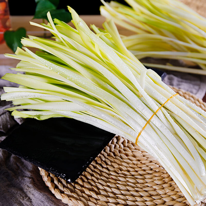 白衣鲜人 新鲜蒜黄5斤 新鲜现割时令青菜蔬菜蒜苗大蒜幼苗农家菜 生鲜