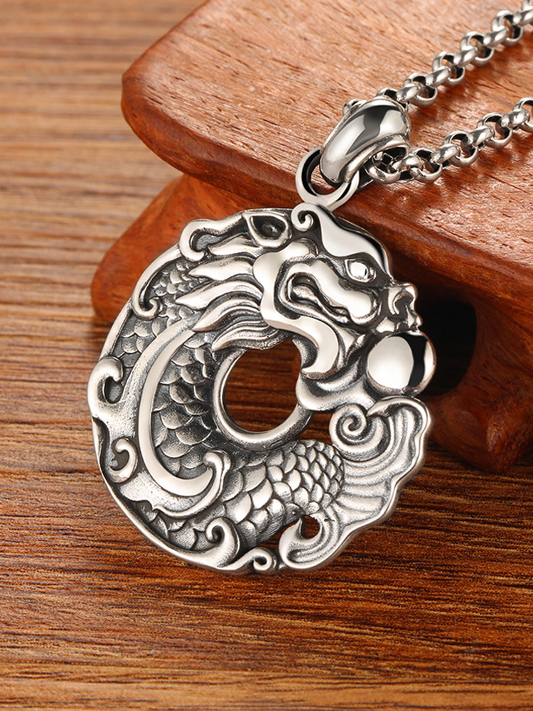 珂米儿925银龙吊坠男生项链潮男个性挂饰龙牌潮搭配衣服复古 单吊坠
