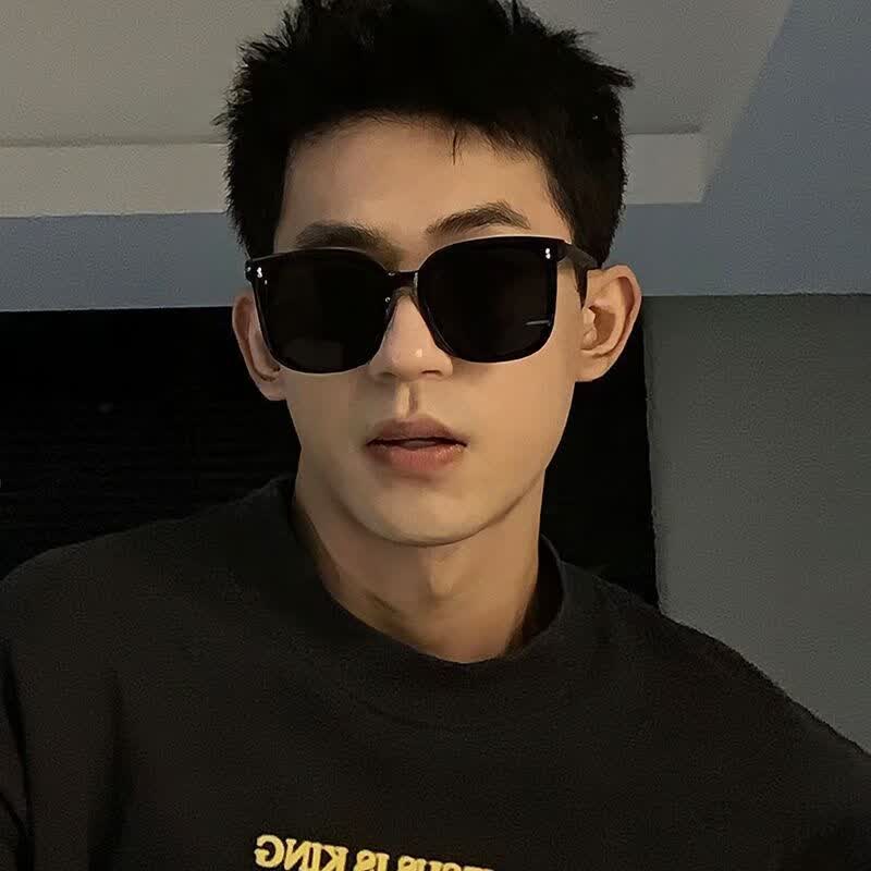 卓娱墨镜男士大框大脸显瘦痞帅防晒太阳镜女潮 黑框黑片【墨镜+镜袋+镜布】怎么看?