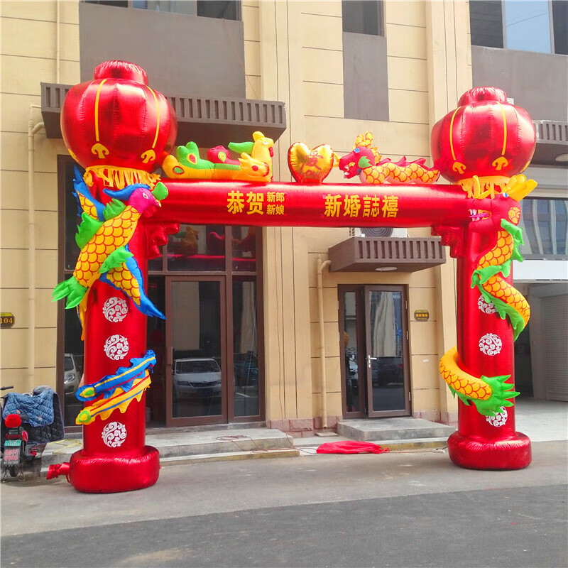 卡通气模的魅力：时尚与童趣的完美结合