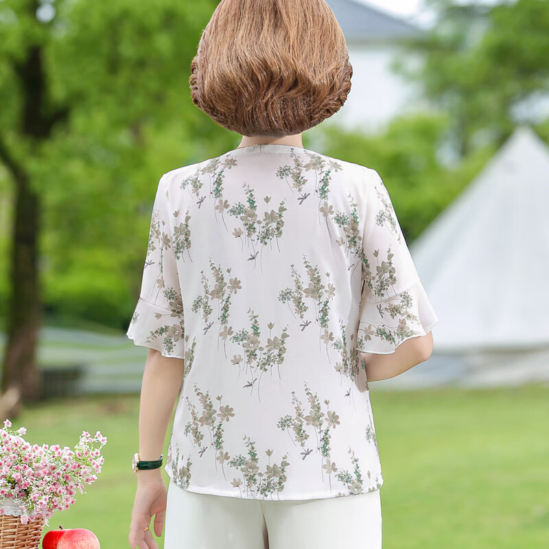 俞兆林母亲节妈妈夏装套装短袖T恤雪纺衫2025新款洋气质中老年女装夏季 绿色(配三角长裤卡其色) 2XL (建议105-115斤)