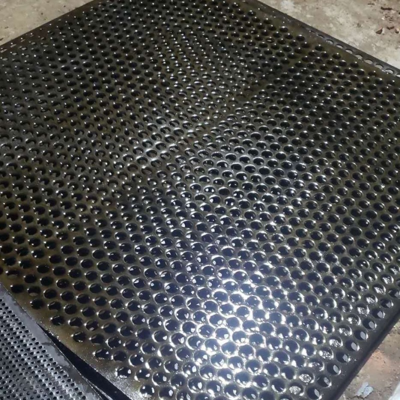 定制适合锰钢冲孔筛网工业打孔板矿山机械配件金属板钢板网水洗轮筛板