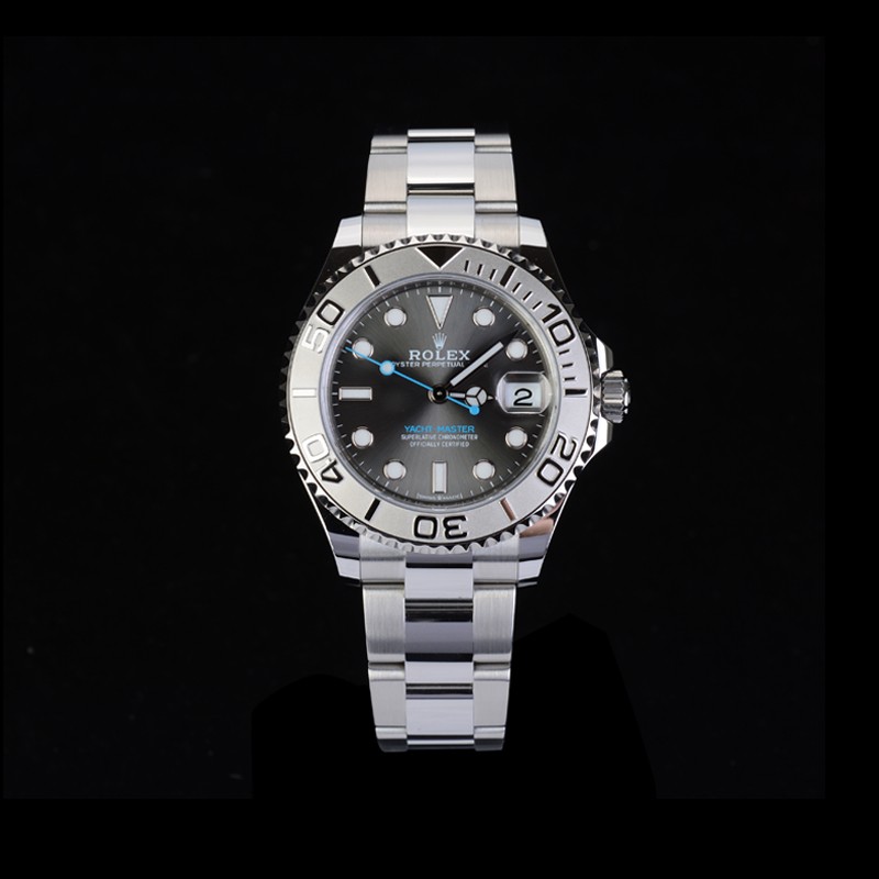 2,瑞士劳力士游艇名仕铂金圈精钢表1930年生产的价值是多少?