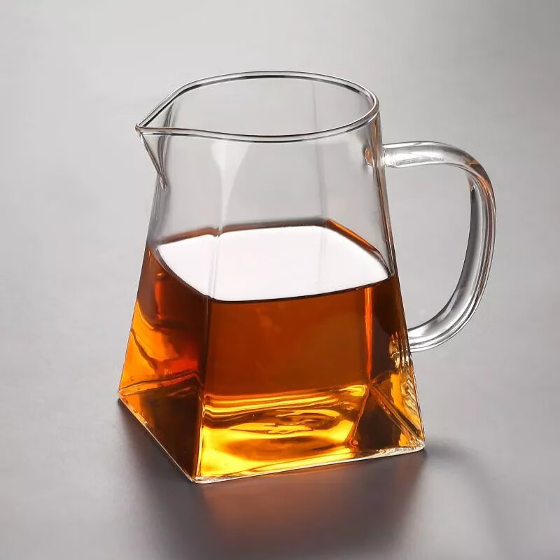 加厚公道杯耐高温玻璃茶杯茶漏茶具分茶器日式倒茶水杯带茶滤公杯 750ml方形公道杯
