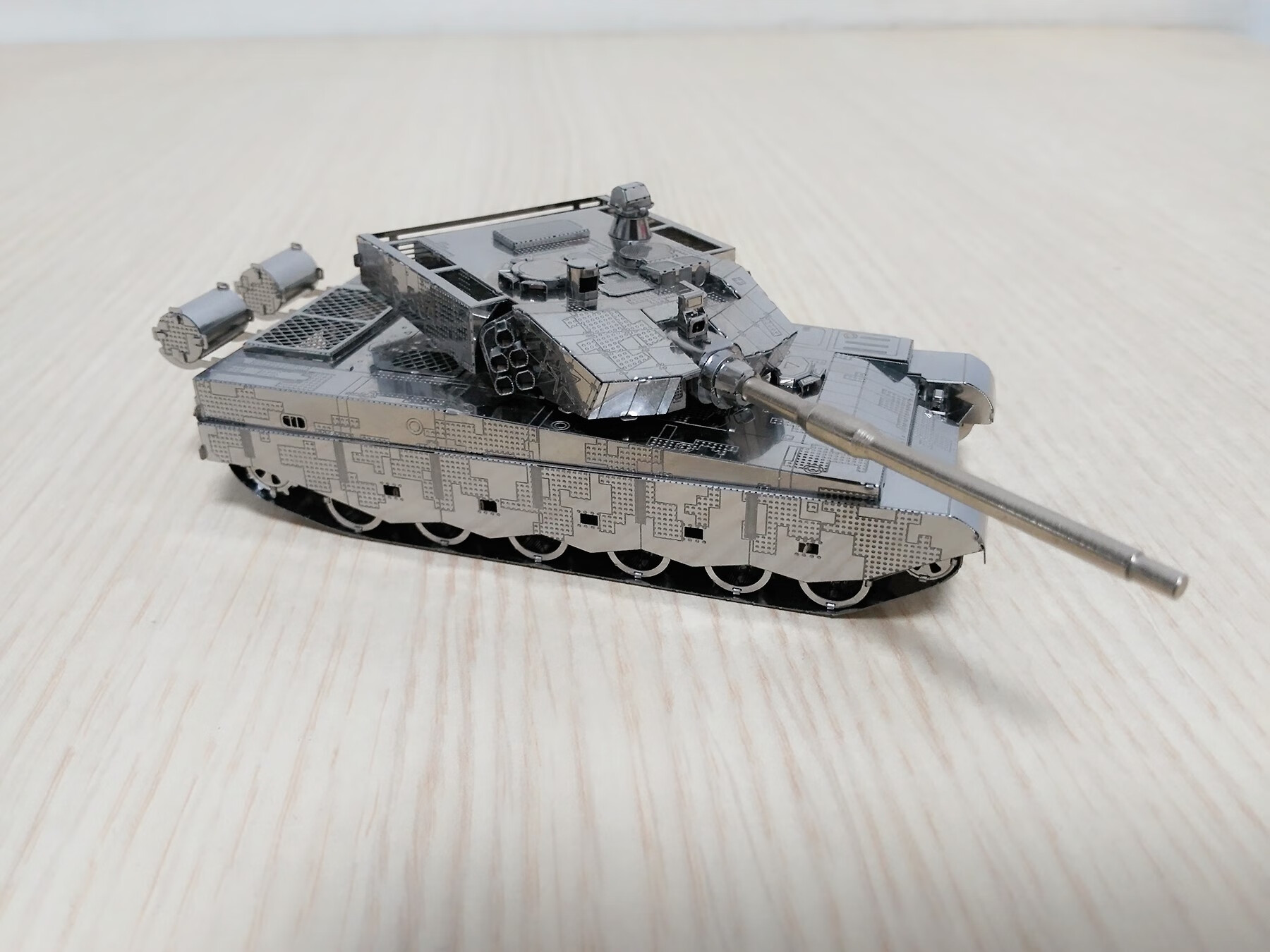 天智星金属拼装模型大型坦克 3D立体金属军事拼图DIY手工制作拼装成人 TZT-99A+工具套