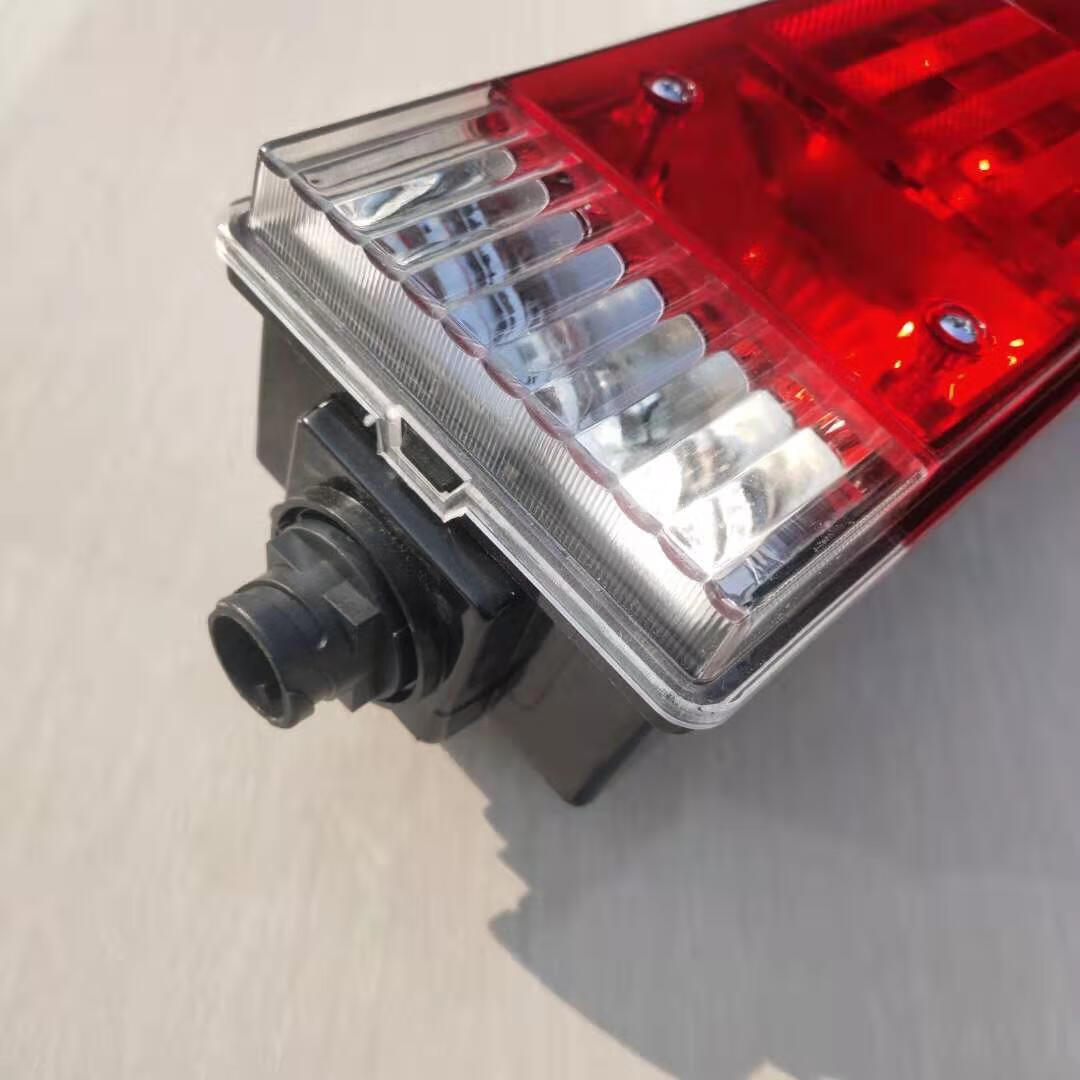 曼影(manying)适用于陕汽德龙新m3000后尾灯侧孔电子led原车灯泡款