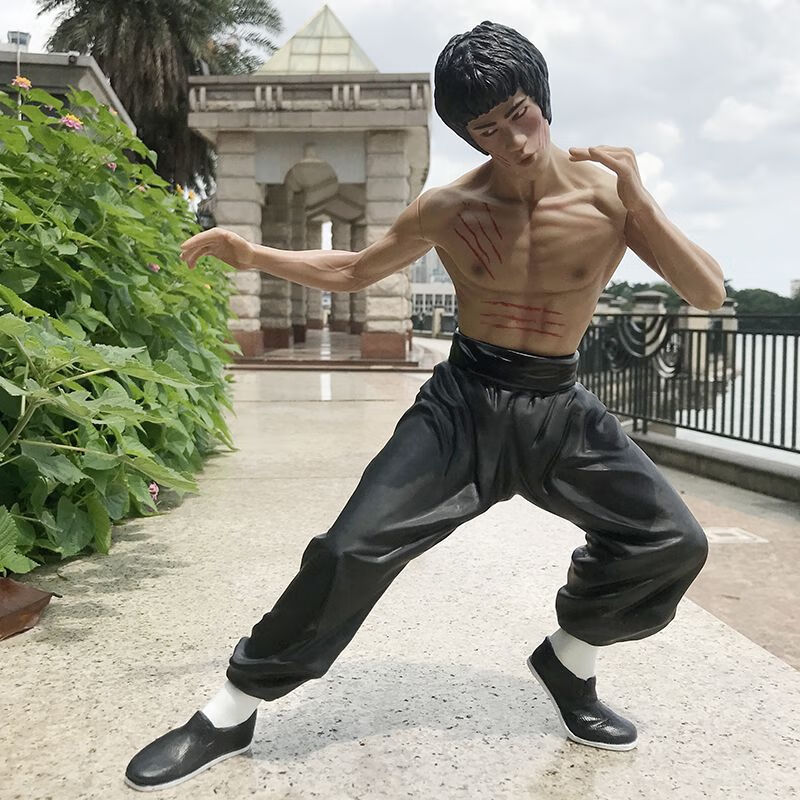 阿马福云李小龙功夫电影偶像搪胶公仔造型摆件模型人偶纪念品 黑裤款