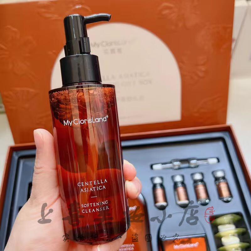 花皙蔻clorisland花皙蔻 积雪草寡肽修护系列 积雪草寡肽修护洁面乳