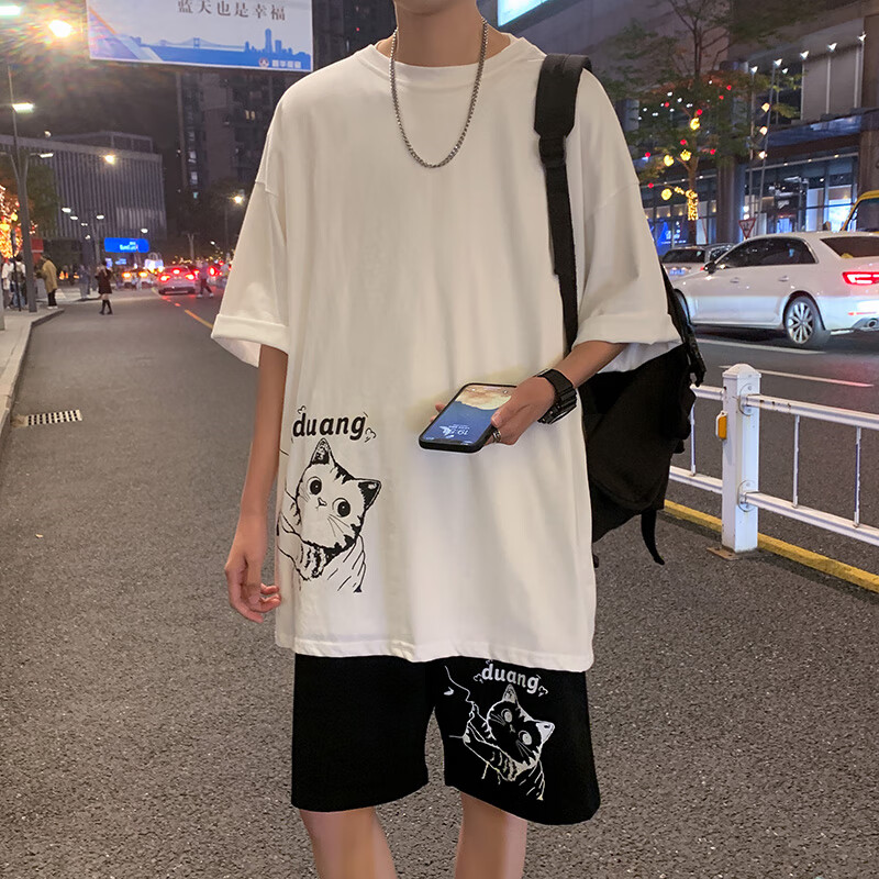 肆缄酷盐系套装夏潮男穿搭小众设计感印花短袖短裤网红街拍炸街两件套