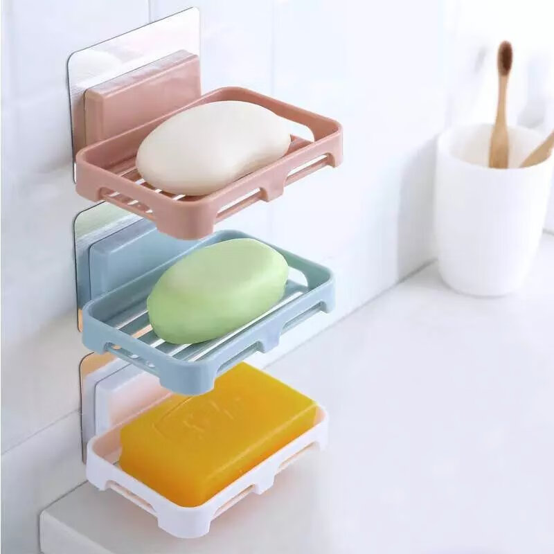 【精选】卫生间肥皂盒免打孔壁挂式粘贴浴室厕所肥皂架沥水香皂盒 颜色随机 3个装