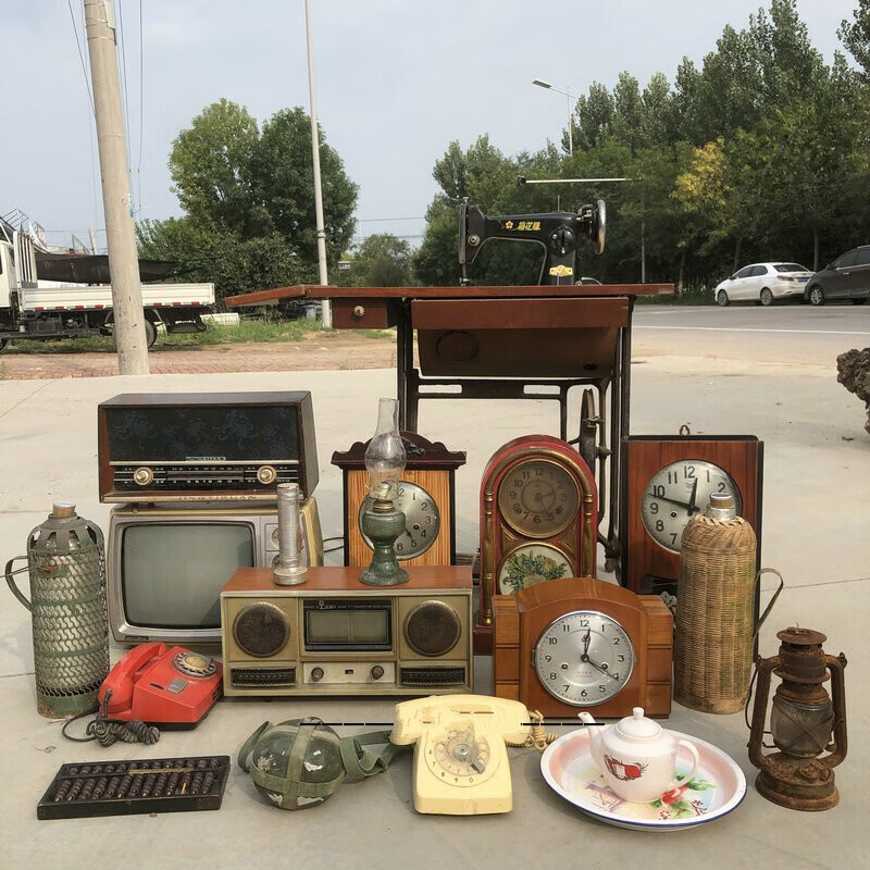 abdt怀旧老物件摆件 怀旧老物件80后怀旧 年代老物件缝纫机旧电视机老