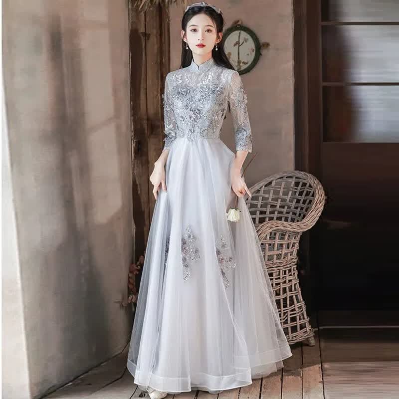 空眸成人礼服女18嵗礼服高级感时尚中式宴会主持人仙气声乐艺考演出服 浅灰色 XXXL属于什么档次？