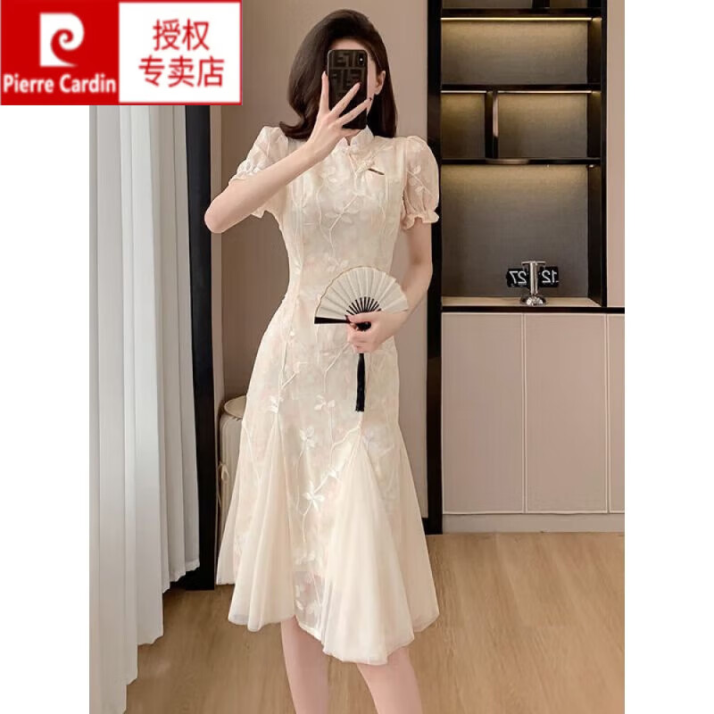 皮爾卡丹（pierre cardin）新中式國風(fēng)連衣裙2025夏季新款刺繡純欲氣質(zhì)收腰改良旗袍裙子女 杏色長 款 M 建議 95-105 斤