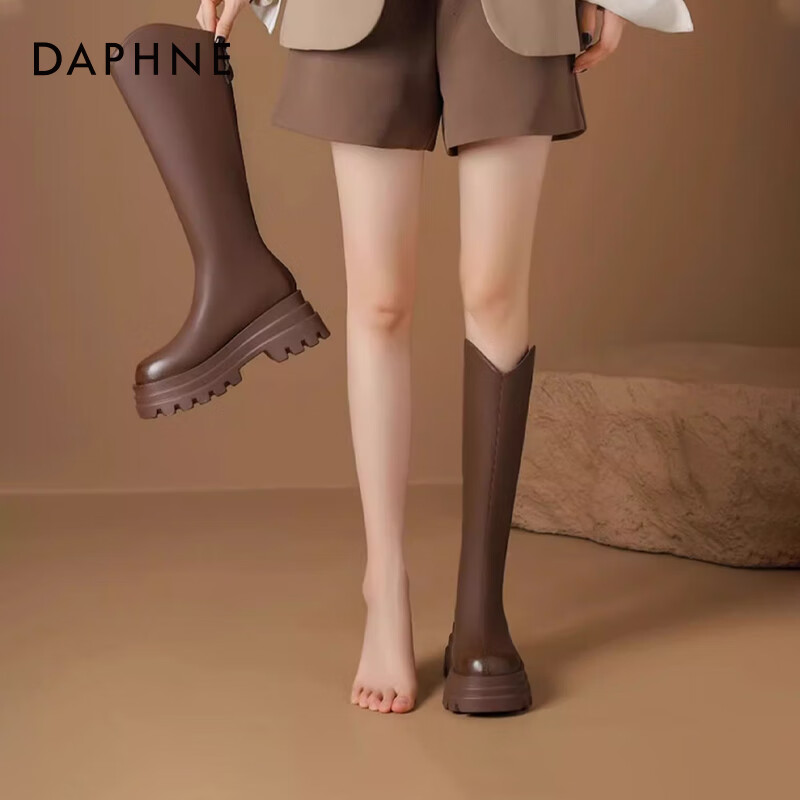 达芙妮显瘦V口长筒靴女2025秋冬新款厚底靴子百搭复古高筒靴骑士靴女LQ 棕色 V口【6cm厚底】 37