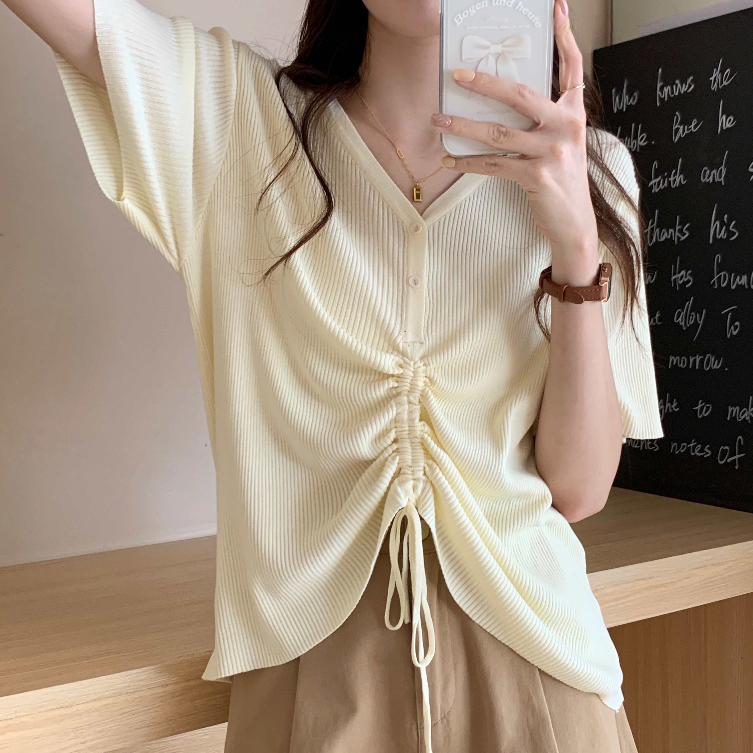 帕曼尼v领冰丝抽绳短袖t恤女夏新款微针织遮肚上衣藏肉 杏色 m码(建议