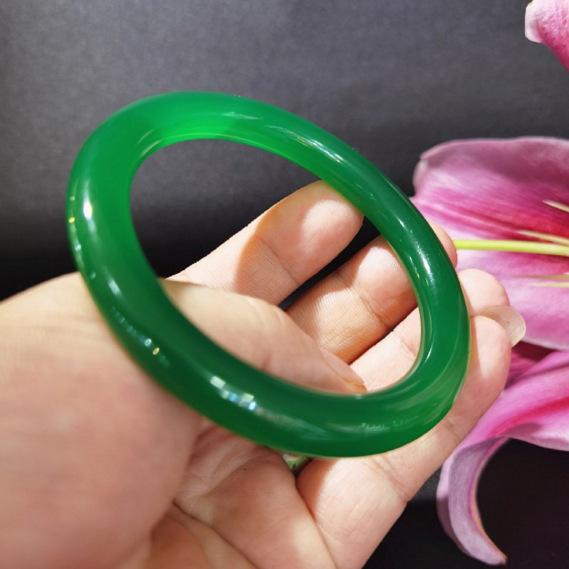 全意琳  冰种绿色玛瑙古典圆条手镯女复古帝王绿澳洲玉髓镯子媲美翡翠