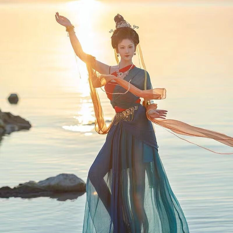 异域风情服装西域舞姬敦煌飞天汉服女春季中国风异域风情服装古装
