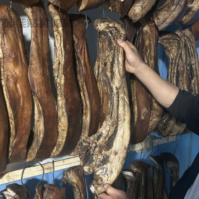 盘中玉贵州毕节特产农村腊肉 柴火烟熏自制五花腌咸肉 年猪整块保肋肉 偏瘦点的 3斤整块保肋肉 需要烧皮发请备注
