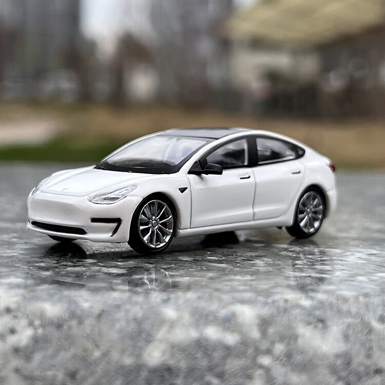 新能源 电动跑车 仿真合金汽车模型 model3白色 送罩子