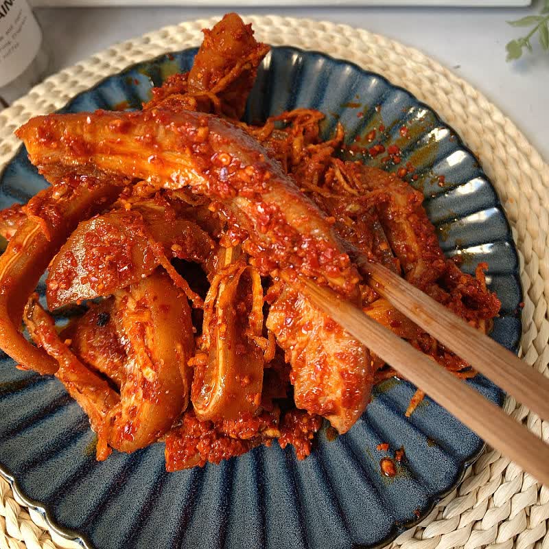 傣族腌猪头肉酸肉云南临沧耿马孟定特产小吃傣味手工腌制酸辣可口一瓶