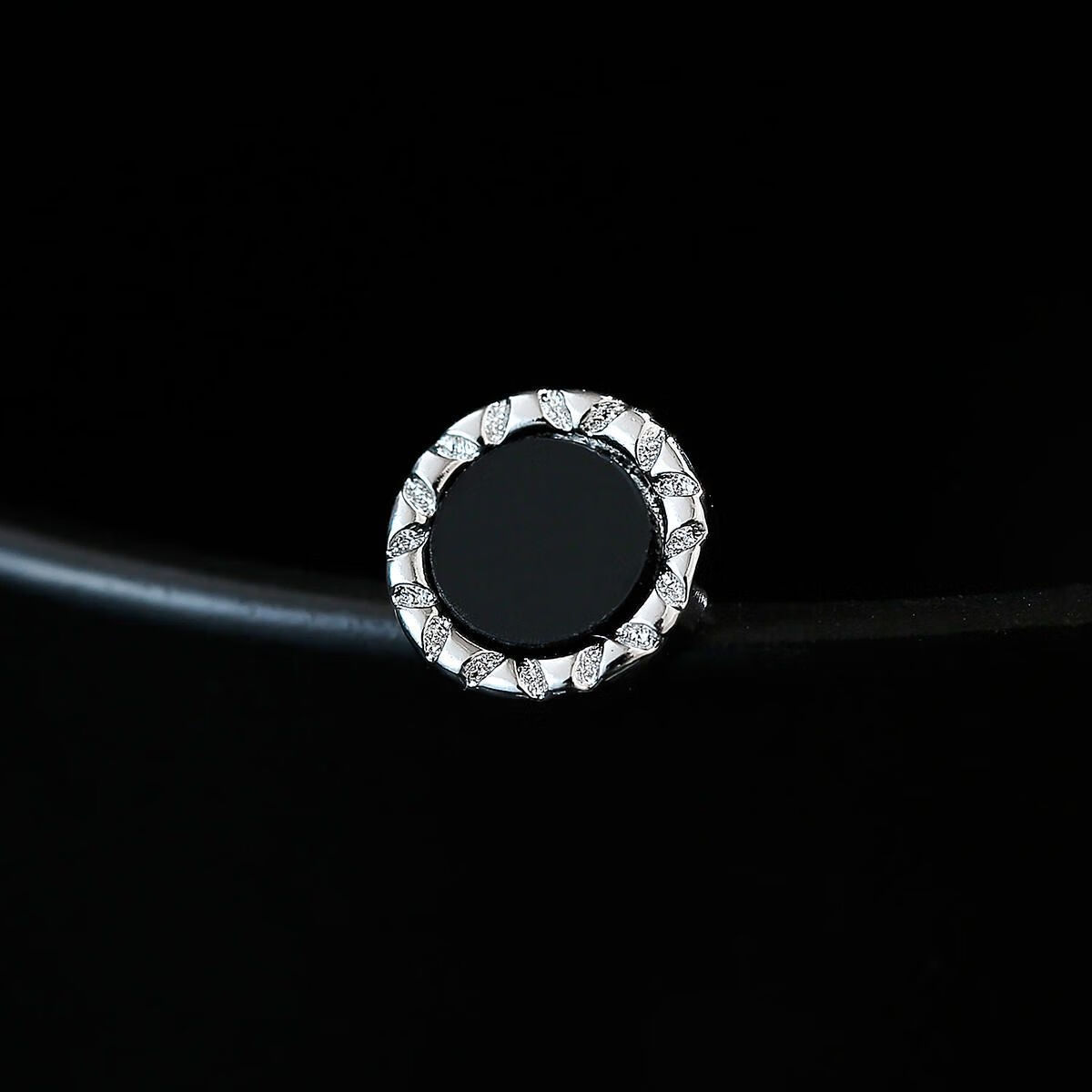 男士潮流个性男款气质女感百搭帅气潮流痞帅耳饰耳环 黑砂石耳钉单只