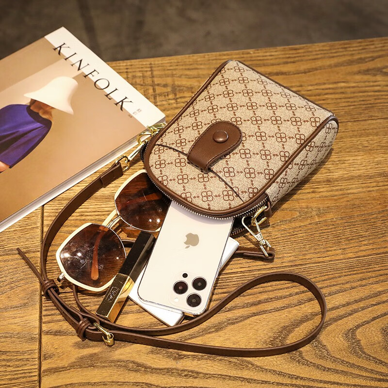 游子吟包包女包2025新款女士斜挎包竖款手机包百搭单肩包小包包 四叶花