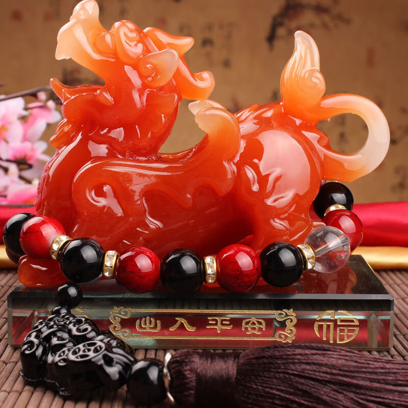 醉米气车内部装饰品放车里的摆件汽车香水座貔貅摆件车内麒麟车载用品