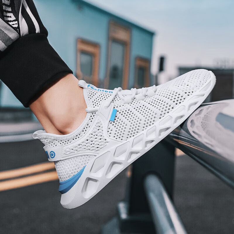 鞋男春夏季新款飞织透气网面男士潮流跑步休闲鞋子男 恋尚k551白色 38